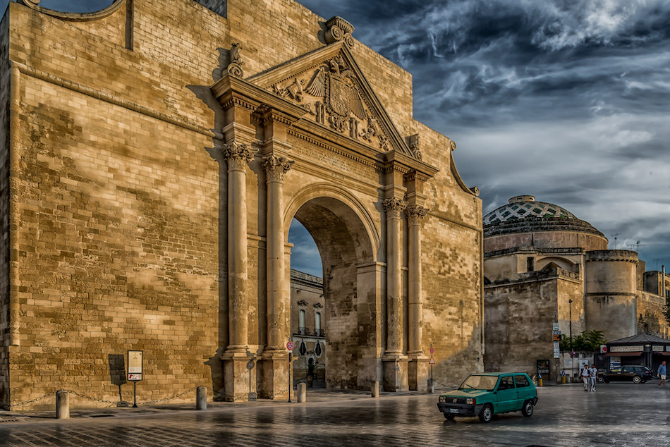 Entrance to Historic Centre in Lecce - © Aaron Peterson